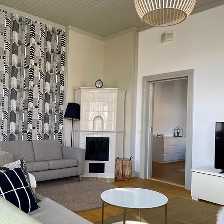 Appartement 19th Century House With Parking Hall, Own Entrance And Terrace